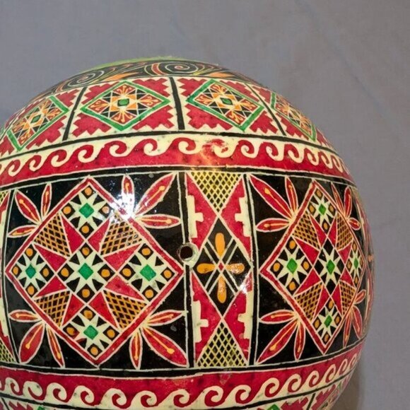 Pysanka Ostrich Egg/Ukrainian Easter Egg - Picture 8 of 9